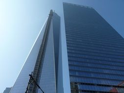 world trade center on manhattan under blue sky