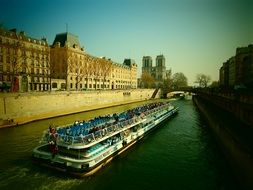 picture of the ship on river in Paris