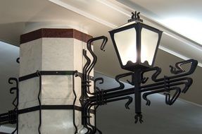 lantern in metro