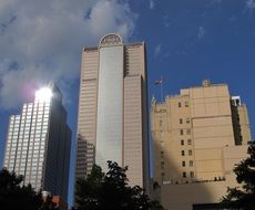 office buildings of dallas skyscraper