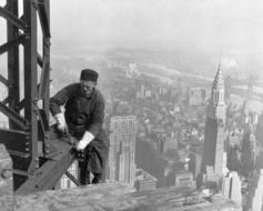 construction works of skyscraper in 1930