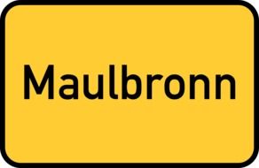 road sign with a inscription "Maulbronn"