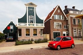 traditional dutch architecture