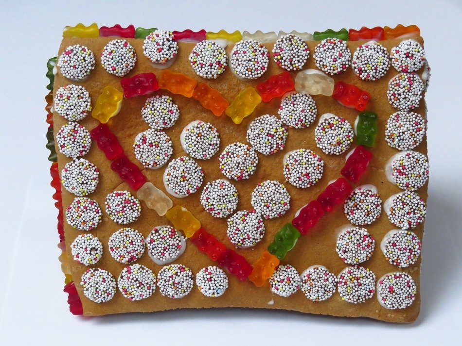 Big gingerbread with decorations