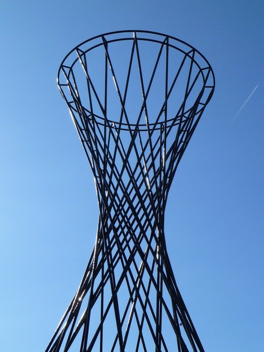 monument in the form of a hyperboloid in Munich