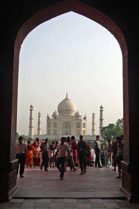 the entrance to the Taj Mahal