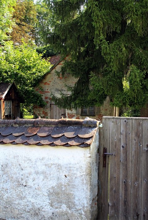 garden wall near the old house