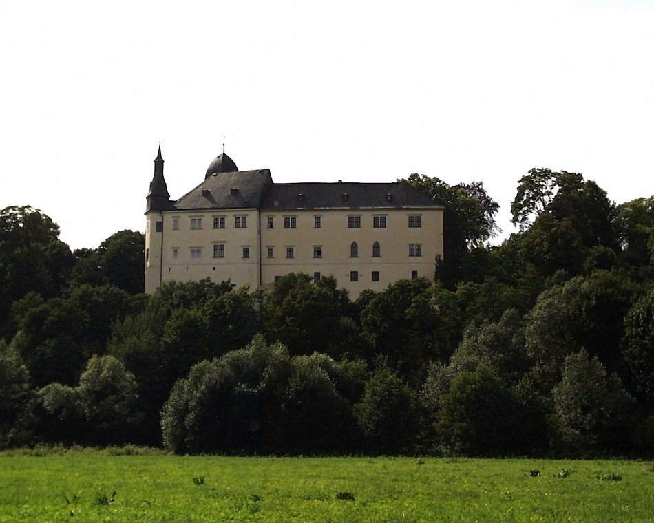 rough rohozec castle
