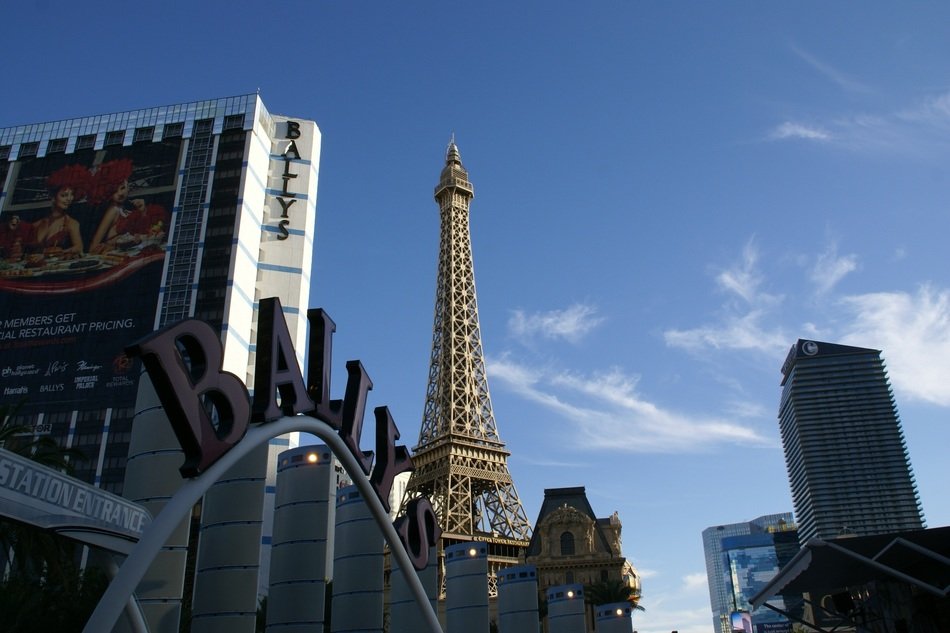 ballys eiffel tower
