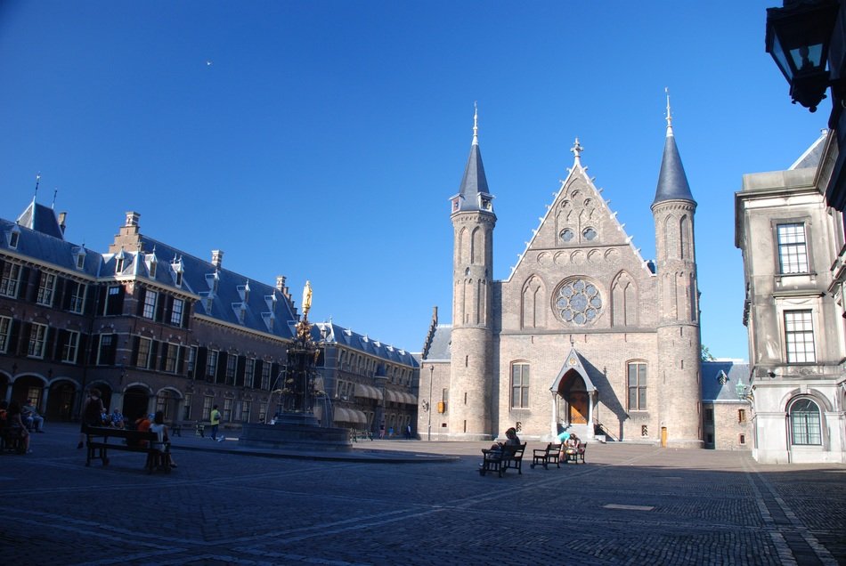 ridderzaal monument at blue sky background