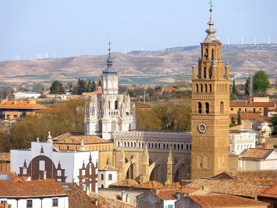 View from above of churches in tarazona