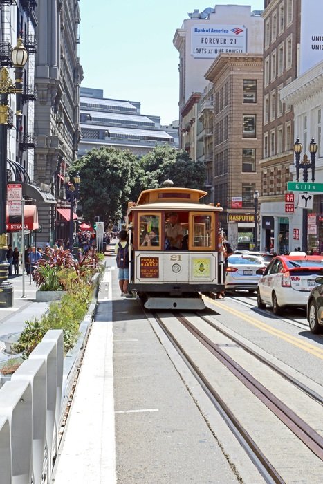 tram with passengers in san fransisco