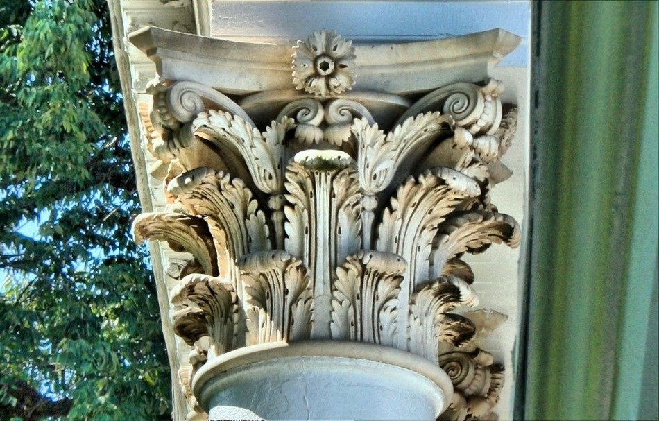 Beautiful column pattern