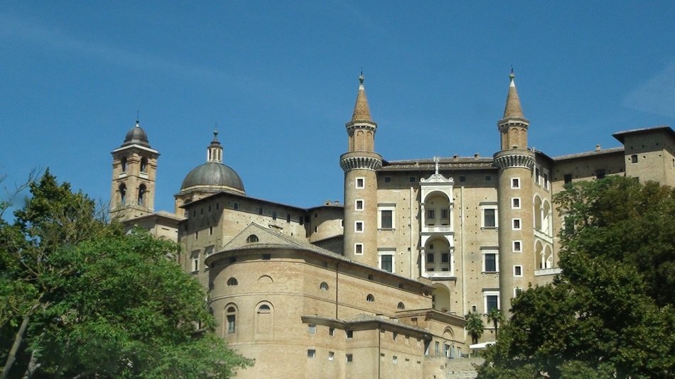 old buildings and facilities in Urbino