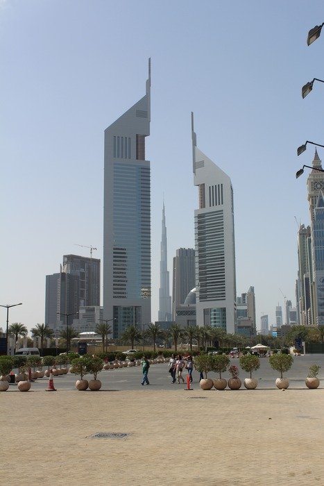 architecture of buildings in Dubai