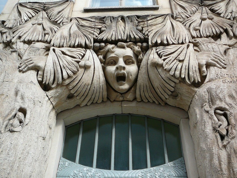 moldings on the facade of the door