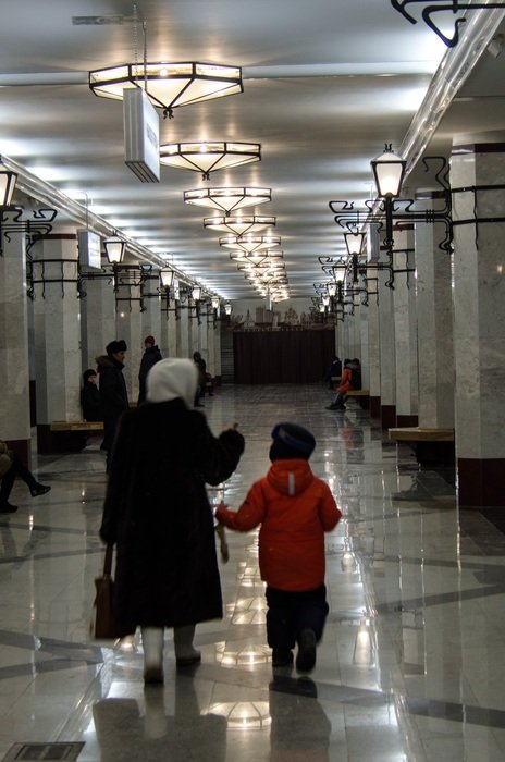 people in the subway in Samara