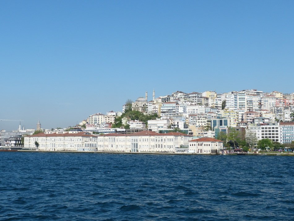 photo of coast city of Istanbul
