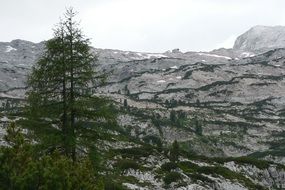 small cottage in steinernes meer mountains