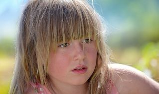 blond girl haircut