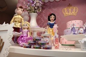 disney princesses doll party