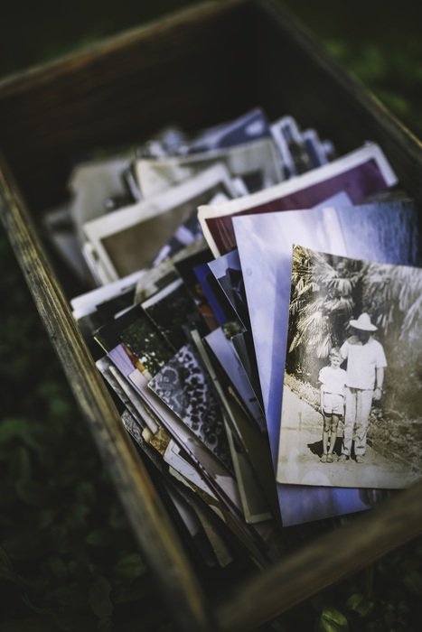 box with old vintage pictures