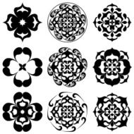 Set of kaleidoscopic floral tatoo Mandala in black and white