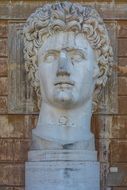 sculpture of male head in the vatican