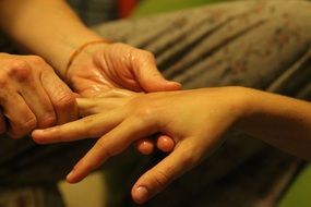 hand massage