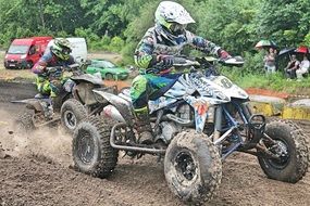 Motor sport in dirt