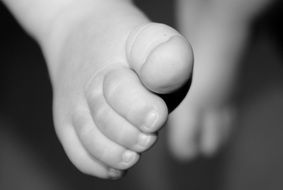 foot baby child ten small