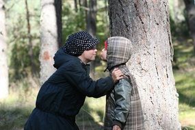 children kiss