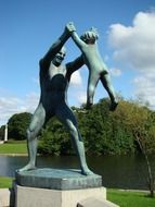vigeland statue in oslo