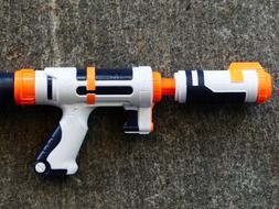 water gun spray