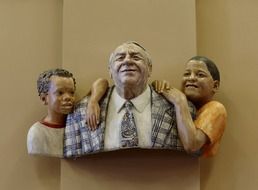 Sculpture for homage to maedicare and medicaid