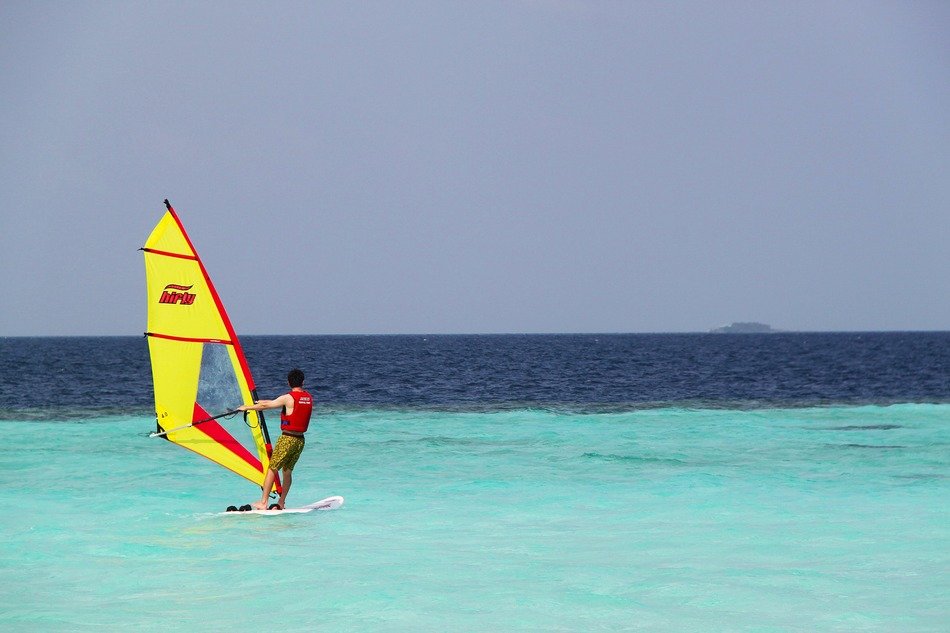 windsurfing in the maldives