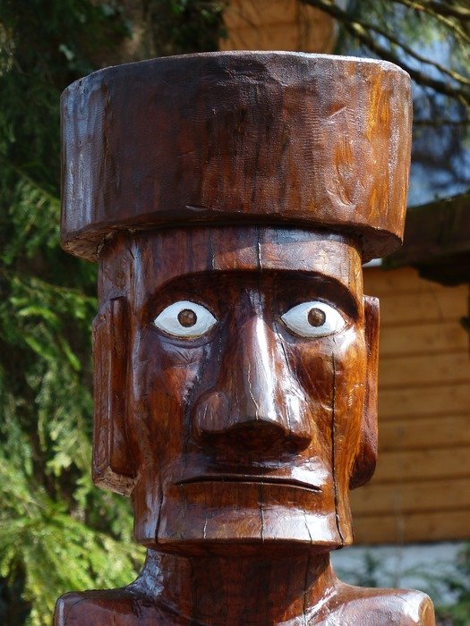 carving view man