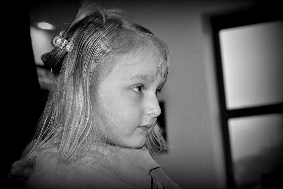Girl with the barber