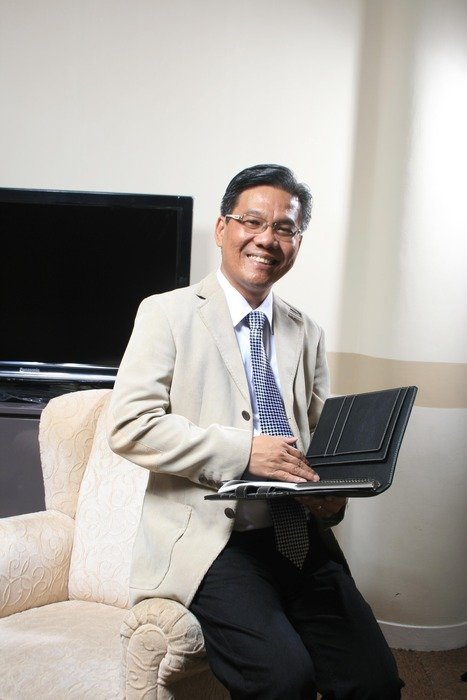 photo of teacher in suit