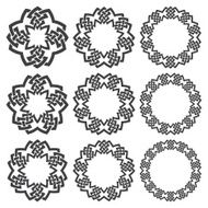 Nine circular decorative elements with stripes braiding N9