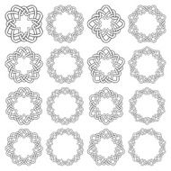 Sixteen circular decorative elements with stripes braiding N3