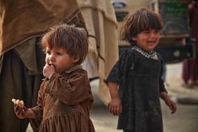 poor children in afghanistan