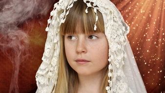 headscarf on the girl's head