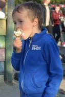 boy child eating ice cream