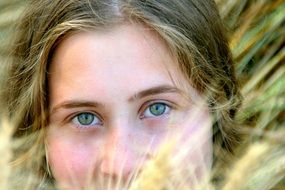 girl with green eyes