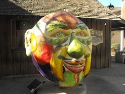 photo of the colorful sculpture in San Diego