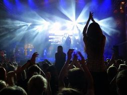 applause at a concert