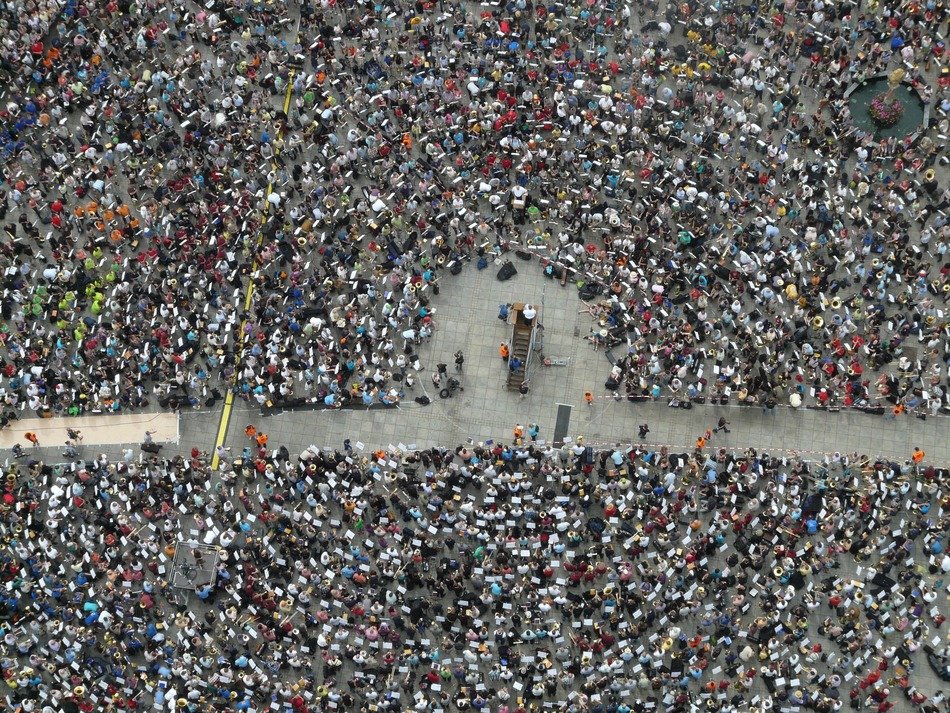 Top view of a crowd of people on the Cathedral Square