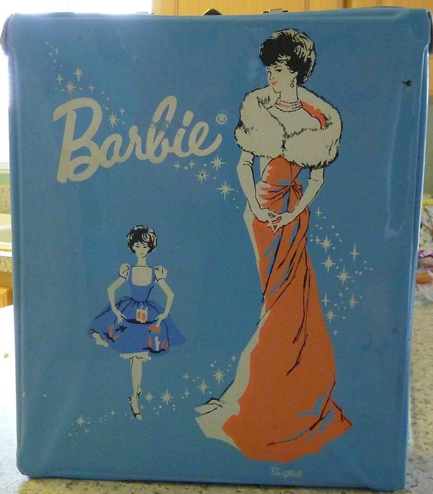 Cover with the image of Barbie