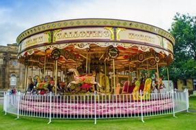 carousel roundabout